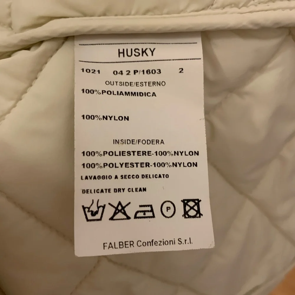 Husky England quilted women’s jacket size 6